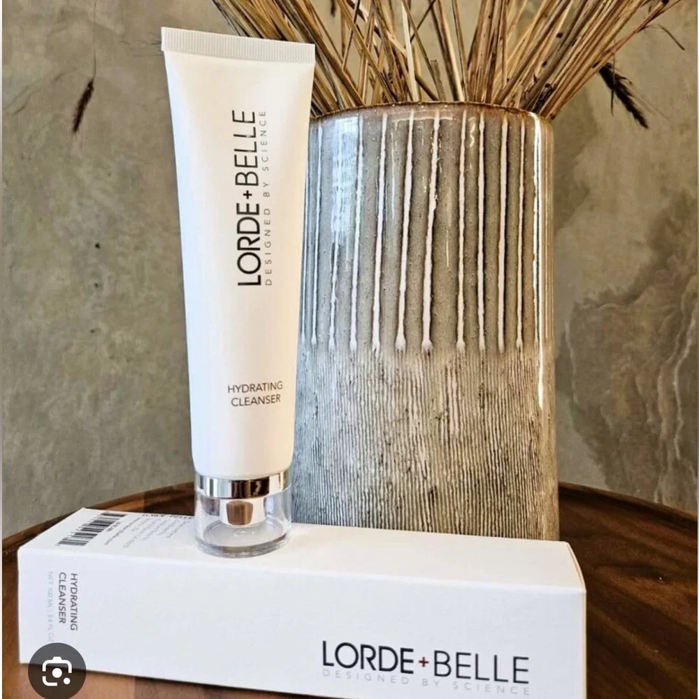 Lorde + Belle Hydrating Cleanser